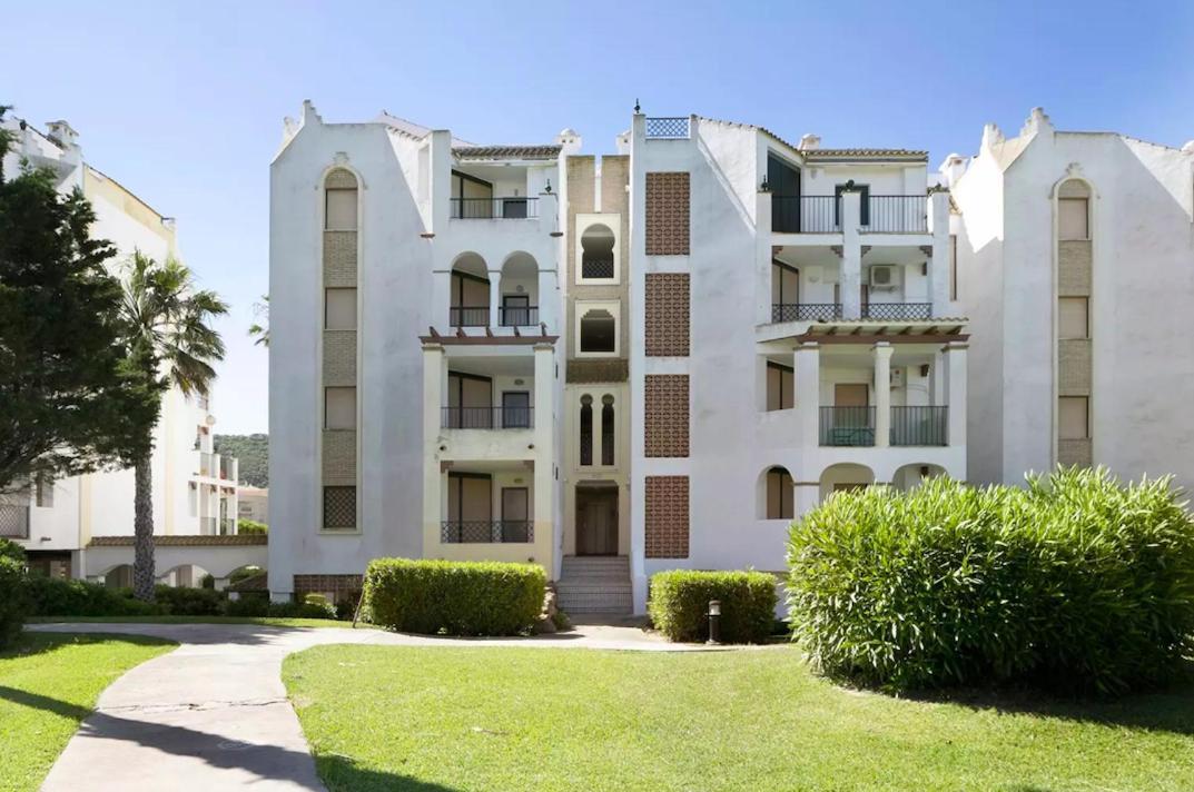 Semifrontal Con Vistas A Pie De Playawifi Apartment Zahara de los Atunes Bagian luar foto