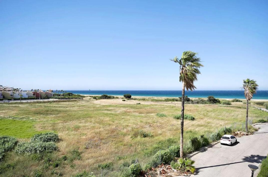 Semifrontal Con Vistas A Pie De Playawifi Apartment Zahara de los Atunes Bagian luar foto