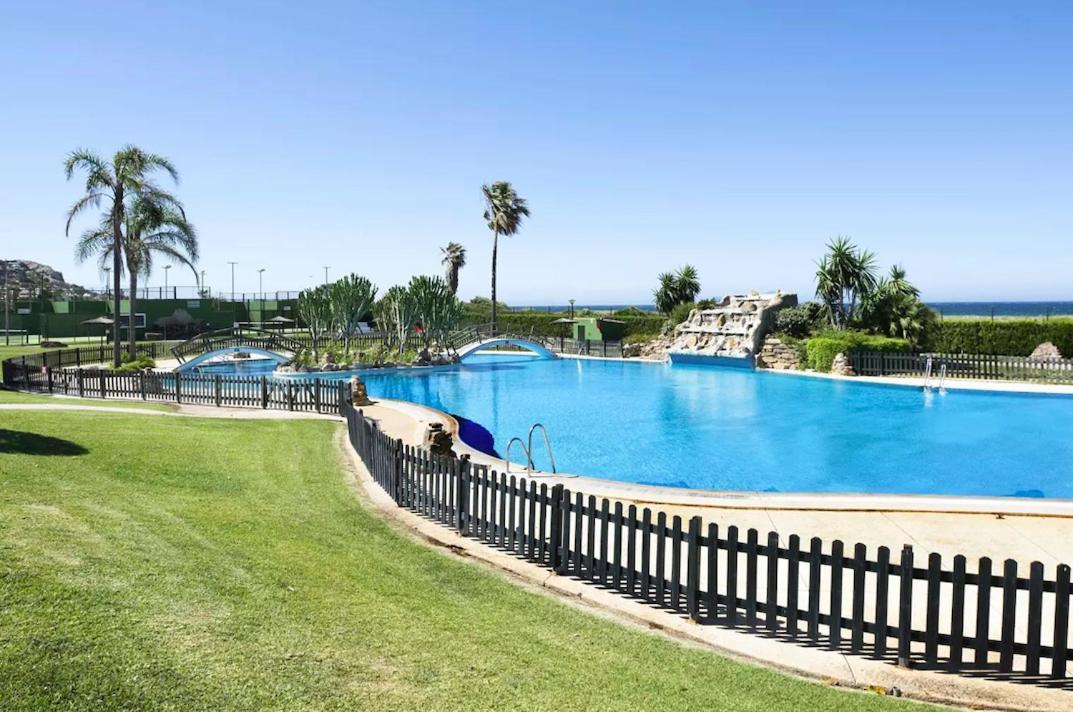 Semifrontal Con Vistas A Pie De Playawifi Apartment Zahara de los Atunes Bagian luar foto